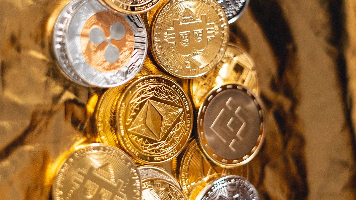 क्रिप्टो की कीमत आज: बिटकॉइन स्टालों को सप्ताहांत में $ 96,000 पर, Altcoins सुस्त बने हुए हैं