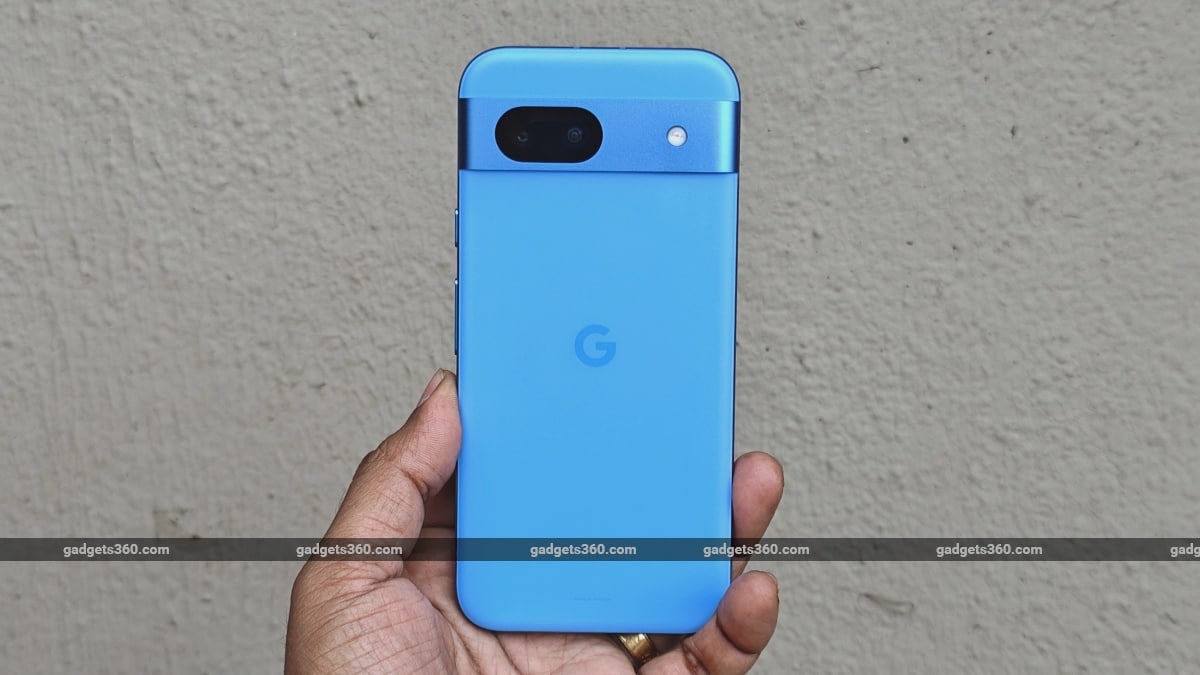 Google Pixel 9a लीक रेंडरर्स नए रियर कैमरा डिज़ाइन, चार रंग विकल्पों का सुझाव देते हैं