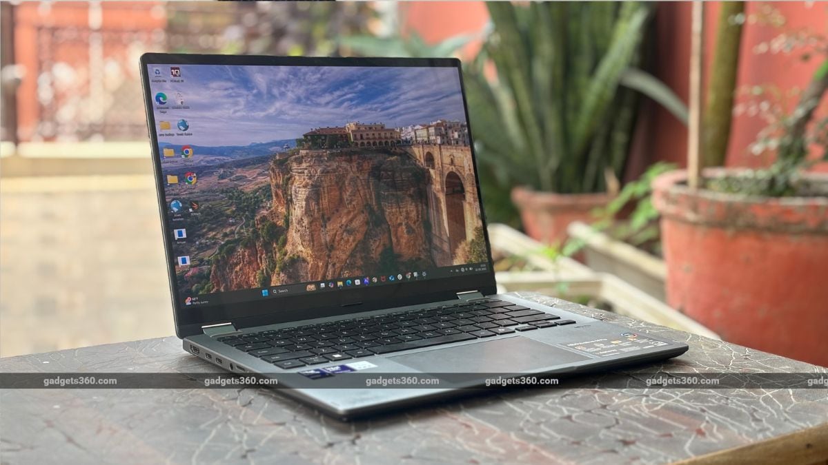 7 ASUS VIVOBOOK 14 फ्लिप