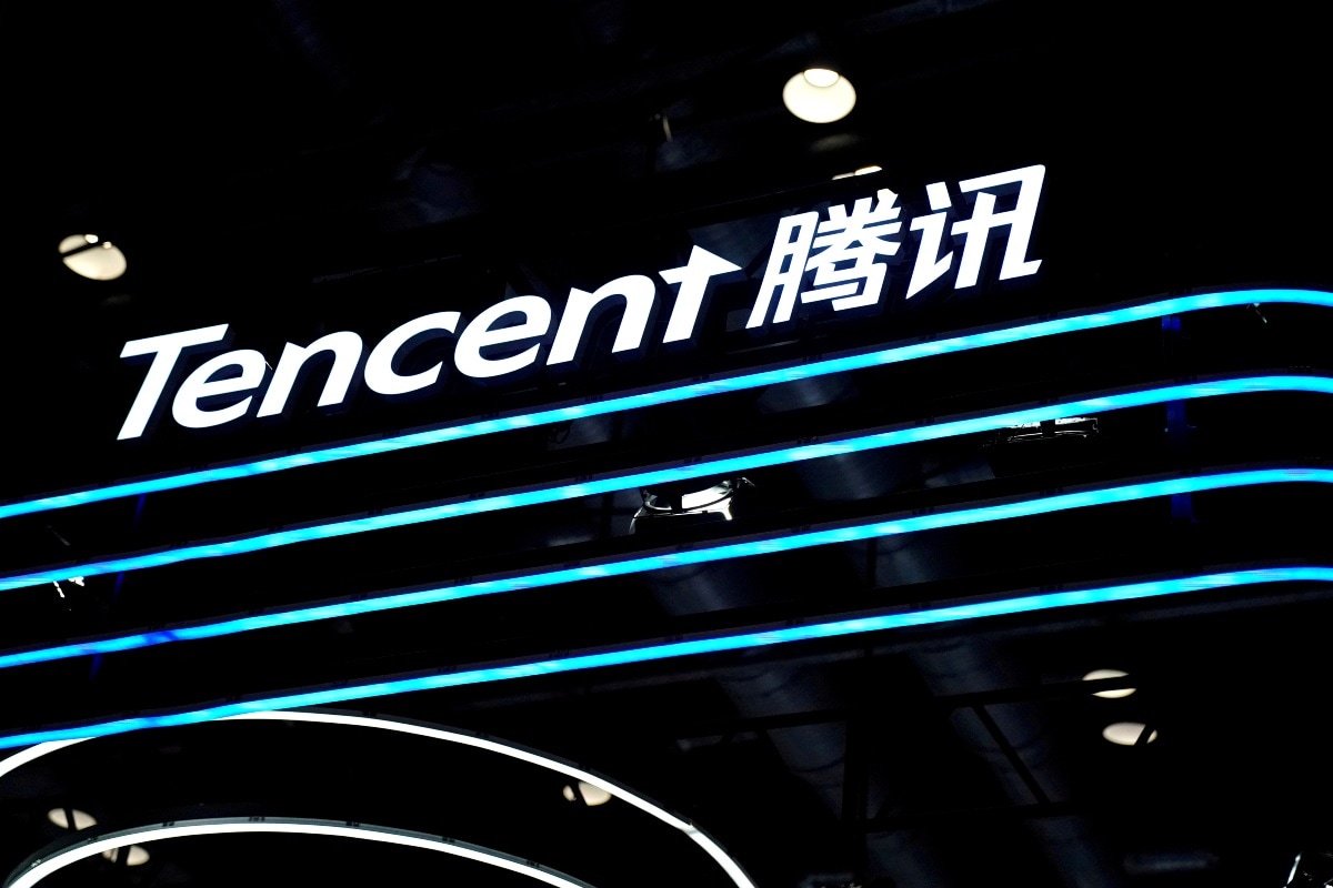 Tencent का AI बॉट IPhones पर चीन के पसंदीदा के रूप में दीपसेक पास करता है